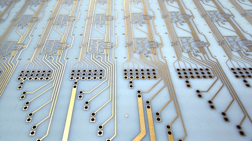 Special Material PCB - 2Layer 408HR 